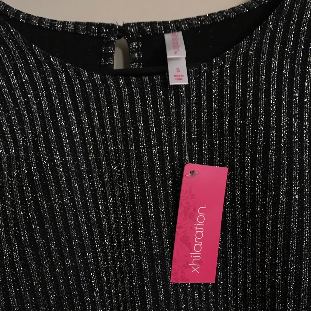 Xhilaration top